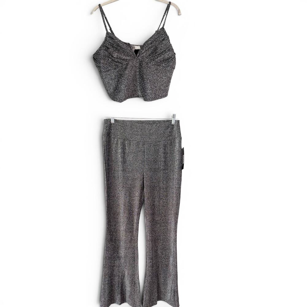 NWT Madden NYC Silver Metallic Glitter Crop Top & Flare Pants Set Size Large